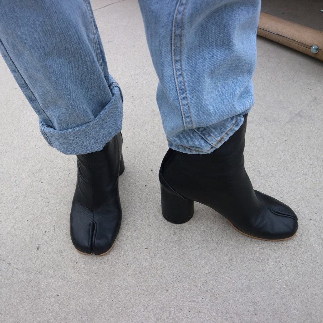 Bottines en Cuir Tabi Minimalistes - Élégance Contemporaine pour Femme - image 3