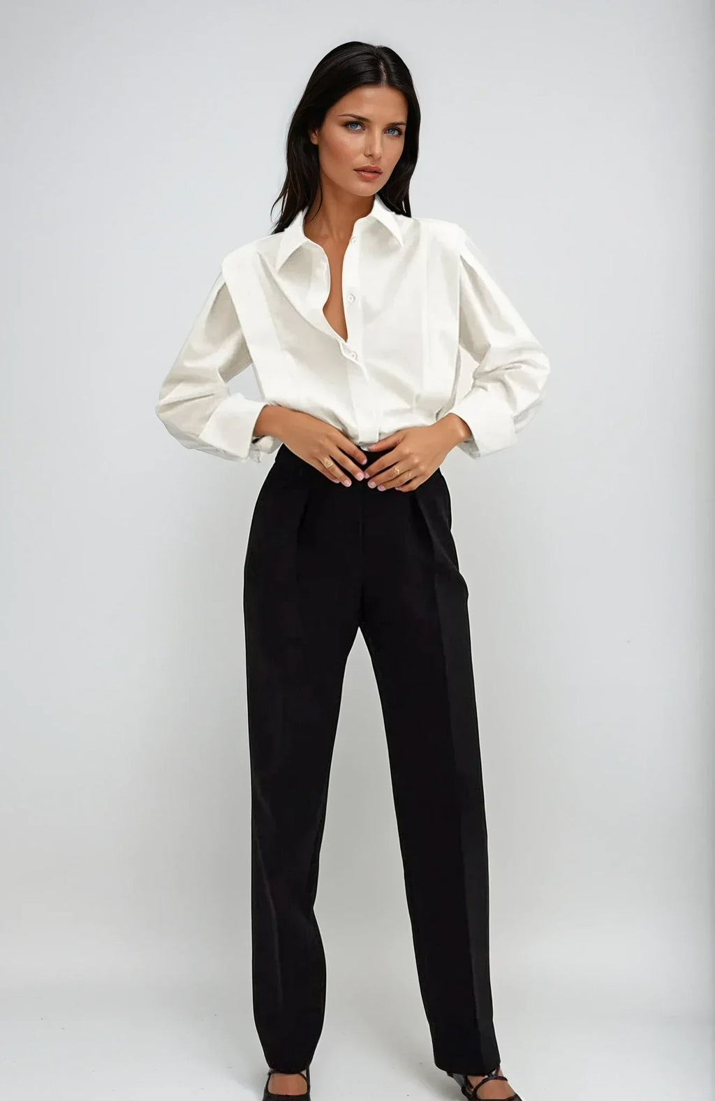 Chemise en tissu respirant femme à boutons multiples pour un style chic en toute occasion - image 1