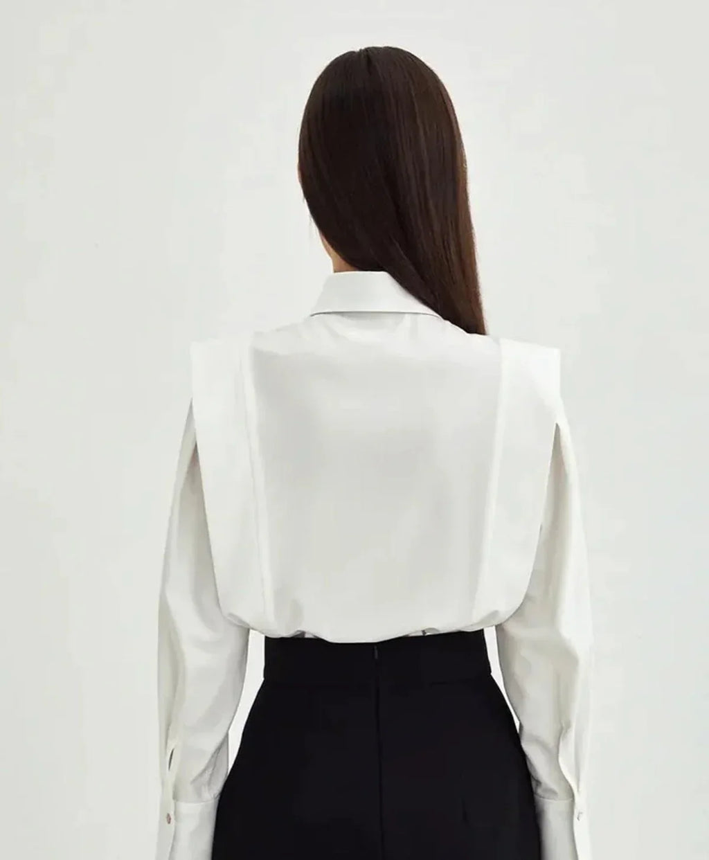 Chemise en tissu respirant femme à boutons multiples pour un style chic en toute occasion - image 3