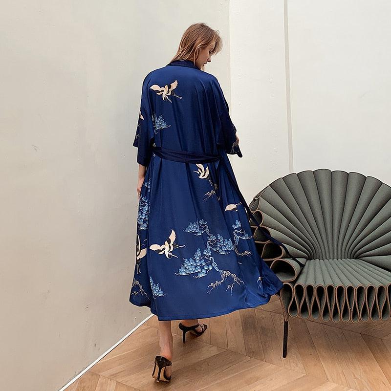 Kimono 100% Polyester Bleu Nuit Doux et Élégant pour Femme - Vêtement de Style Japonais - image 2