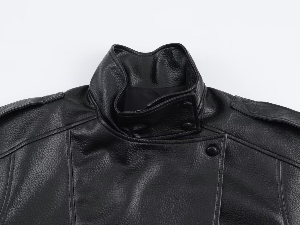 Veste en Cuir Vegan Asymétrique Carla pour Femmes - Élégante et Confortable - image 6